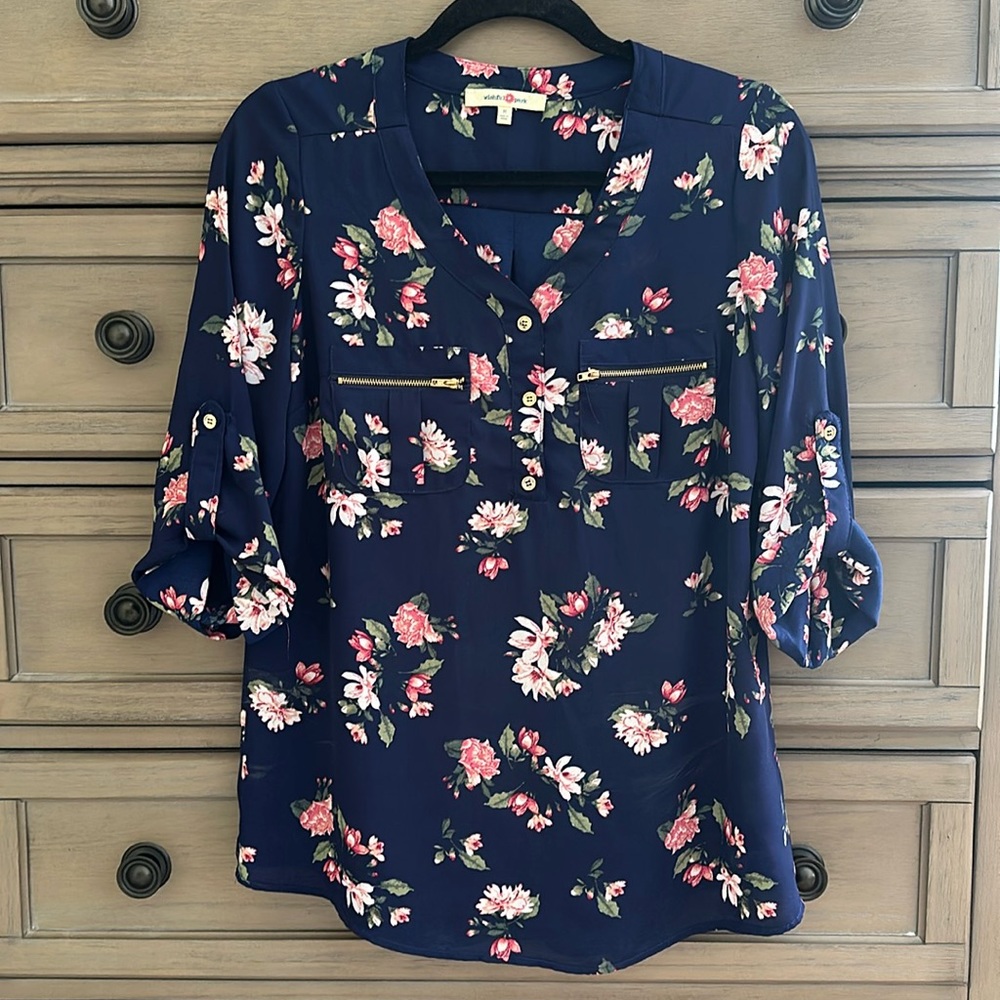 Wishful Park Brand top. Size Medium.